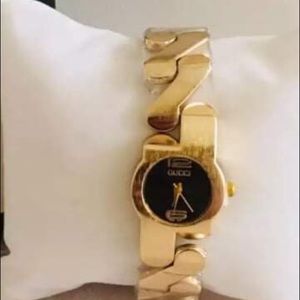 Meet your Posher, Bev